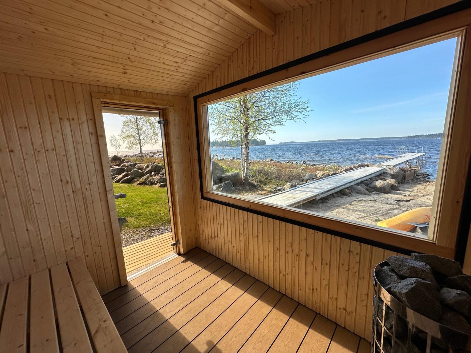 Stuga Med Havsutsikt Robertsfors Exterior photo